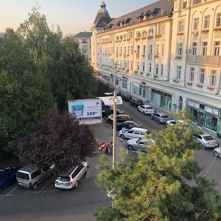 Galla Old Town Center Craiova Kültér fotó